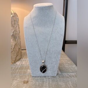 Botswana Agate Pendant Necklace -18”